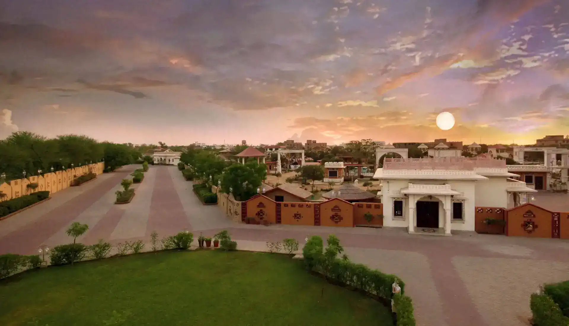 amber-vilas-resort-banquet-hall